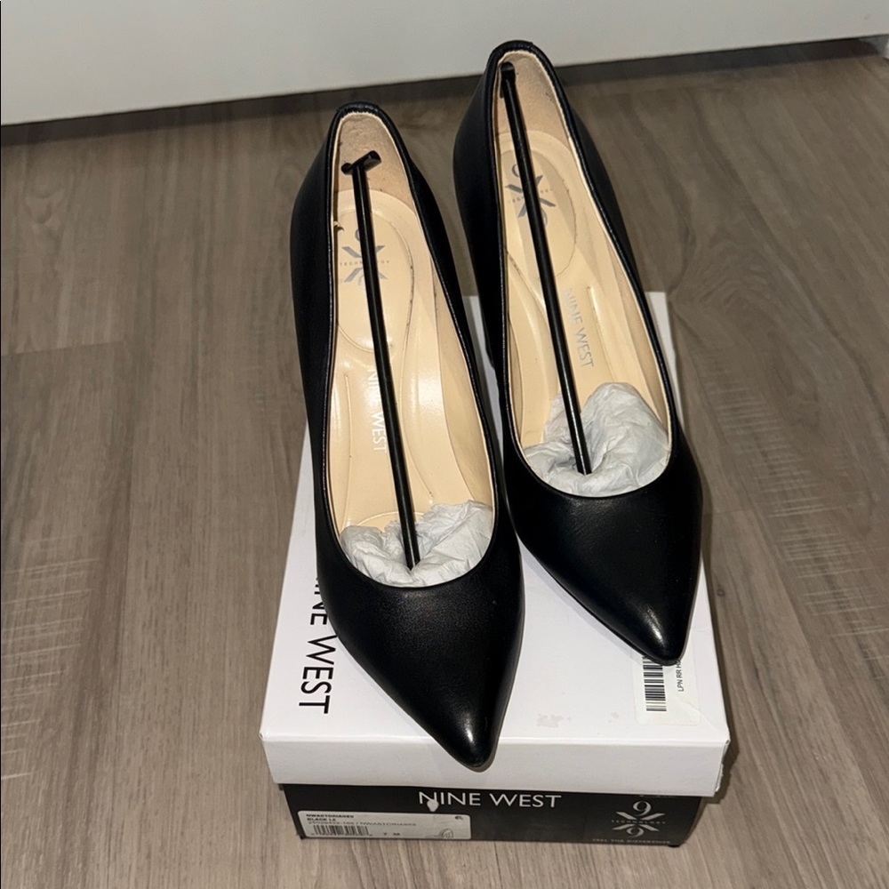Nine West Black Block Heels, size 7